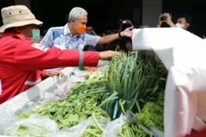 Ganjar Pastikan Stok Logistik Kebencanaan di Jateng Aman