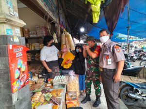 Pasar Harjodaksino Jadi Sasaran PPKM Babinsa Danukusuman