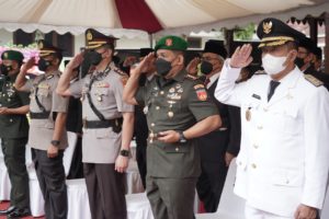 Danrem 071/Wijayakusuma Hadiri Upacara Hari Jadi Ke-451 Kab Banyumas.