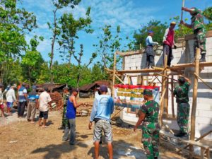 Kegiatan Rehab RTLH Anggota Kodim 0726/Sukoharjo Dapat Apresiasi Camat Nguter