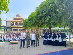 Danramil 11 Polokarto Dim 0726/Sukoharjo berikan materi Wasbang di MTs Muhammadiyah Blimbing