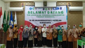 Kemenkes Verifikasi Kantin Hygiene Sanitasi SD Muhammadiyah 1 Ketelan.