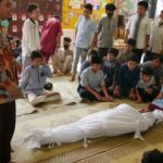 Siswa SD Muh 1 Solo Belajar Merawat Jenazah Islami
