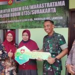 Terharu…!!! Berkat Bantuan TNI, Nenek Siti Saudah Kini Tinggal di Rumah Yang Baru