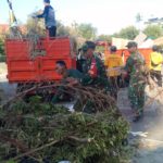 Lapangan Pamedan Puro Mangkunegaran Jadi Sasaran Kerja Bakti Babinsa Keprabon Bersama Warga