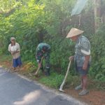 Selain Ciptakan Lingkungan Bersih Dan Sehat, Melalui Kerja Bakti Babinsa Pererat Kemanunggalan TNI-Rakyat