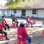 Jalin Kekompakan Dan Keharmonisan, Babinsa Keprabon Laksanakan Komsos Dengan Lansia