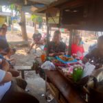 Di Warung Angkringan, Babinsa Gunakan Kesempatan Berkomunikasi Dengan Warganya