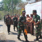 Kedatangan Brigjen TNI Budi Kusworo Di Rejosari, Disambut Dengan Pengalungan Selendang Wonogiren