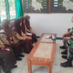 Ini Pesan Pelda Suparno Saat Pelajar SMKN 1 Bulukerto Kunjungi Makoramil 21/Bulukerto