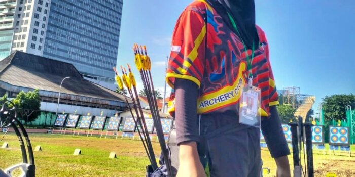 Kejuaraan Panahan Piala Gubernur Jawa Timur II, Calista Lintang Kinasih Ardadedali Archery Club Raih Medali Emas Aduan/Eliminasi