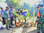 Kodim 0735/Surakarta Gelar Karya Bakti TNI Satkowil Penamaan Pohon Dan Pembersihan Bantaran Kali Pepe