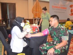 Peduli Kemanusiaan, Dandim 0735/Surakarta Bersama Anggota Dan Persit Ikuti Donor Darah