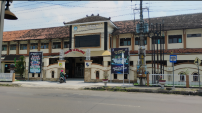 Puluhan Siswa di Sukoharjo Alami Mual dan Pusing Usai Konsumsi MBG, Penyebab Masih Diselidiki