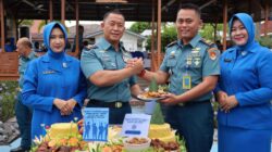 Upacara kenaikan pangkat prajurit Lanal Dumai di Mako Lanal Dumai April 2026