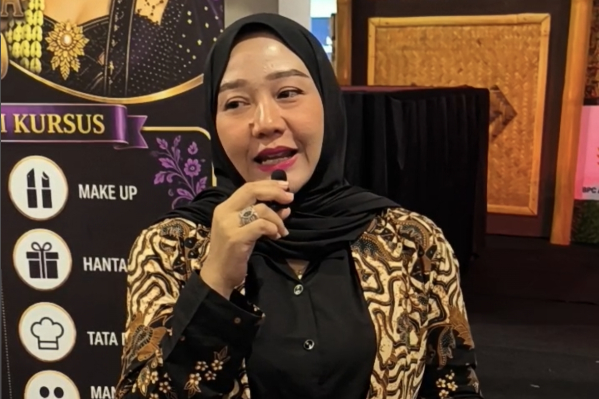 Fashion Show KAMPUNG ASEPHI 2026 : LKP VAN Karanganyar Tunjukkan Komitmen Cetak Tenaga Terampil di Bidang Tata Rias dan Kecantikan 2 IMG 20260518 074809