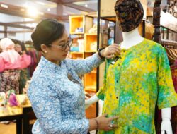 ‎Fenomena Batik Buana Sekar Kedaton : Ludes di Hari Penutupan Pameran UMKM Persit Bisa 2 Kartini Expo, Balai Kartini, Jakarta
