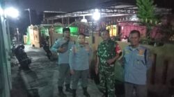 Piket Koramil 04/Jebres Gencarkan Patroli Malam Bersama Linmas Guna Tercipta Wilayah Aman & Kondusif 2 WhatsApp Image 2026 05 19 at 09.31.59