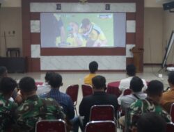 Pererat Kebersamaan TNI Dan Masyarakat, Kodim 0735/Surakarta Gelar Nobar Piala Dunia Swedia VS Tunisia