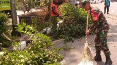 Babinsa Keprabon Sinergi Bersama Tim Saberling & Warga Wujudkan Kampung Bersih & Sehat
