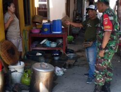 Sembari Komsos, Babinsa Gandekan Deteksi Dini Dan Cegah Dini Permasalahan Warga Binaan