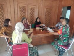 Perkuat Sinergi Tiga Pilar, Babinsa Purwodiningratan Musyawarah Bersama Perangkat Kelurahan