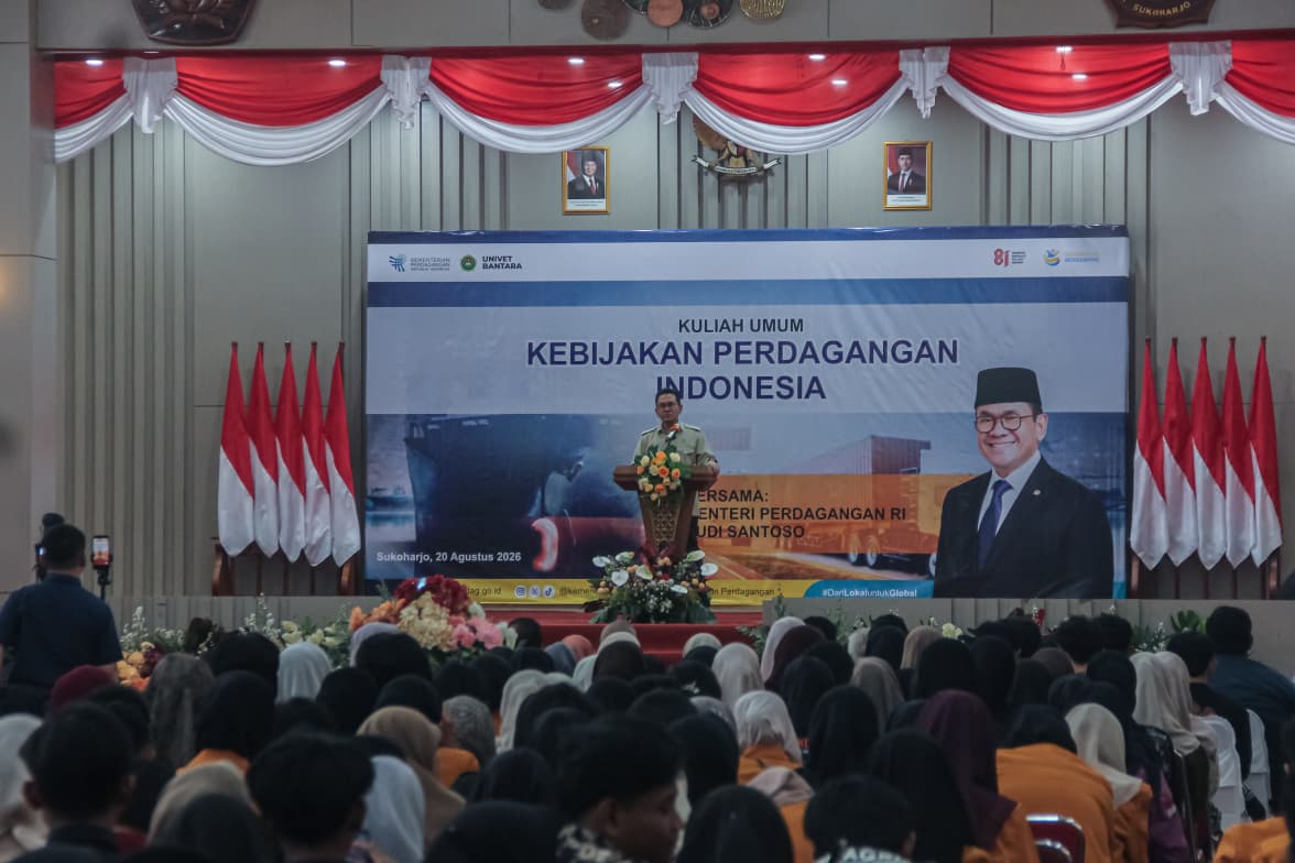 Mendag Budi Santoso Ajak Mahasiswa Univet Sukoharjo Ciptakan Lapangan Kerja 2 WhatsApp Image 2026 08 20 at 20.19.46